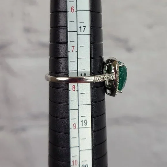 Green Onyx Rhodium Over Silver Heart Necklace, Ring (Sz 7.5), & Earrings - Picture 10 of 16